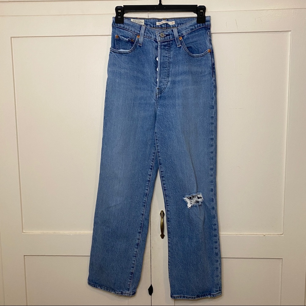 Levi's Ribcage Straight High Rise Light Wash Haters Gonna Hate Jeans 26 - Picture 3 of 10